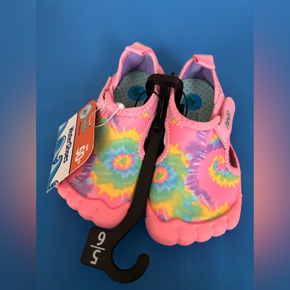 newtz Other - NEWTZ Beach Pool Watershoes Sandals Pink Tie dye Toddler Girls 5/6 NWT